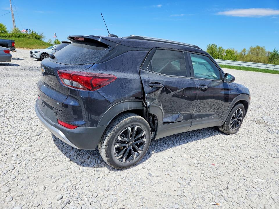 2021 Chevrolet Trailblazer VIN KL79MPS27MB104799 COPART salvage auction — SIDE, Salvage Title, sold $4,750 on 2026-07-16 (photo 3)