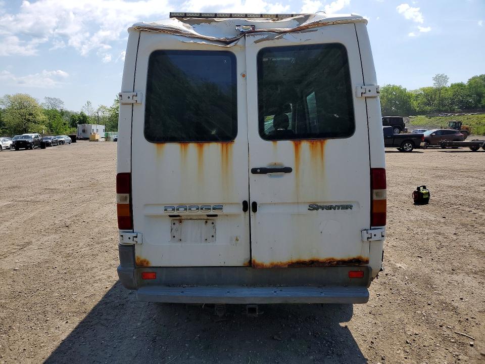 2006 Dodge Sprinter VIN WD0PD644065853973 COPART salvage auction — ROOF, NY - MV-907A SALVAGE CERTIFICATE, sold $450 on 2026-07-16 (photo 6)