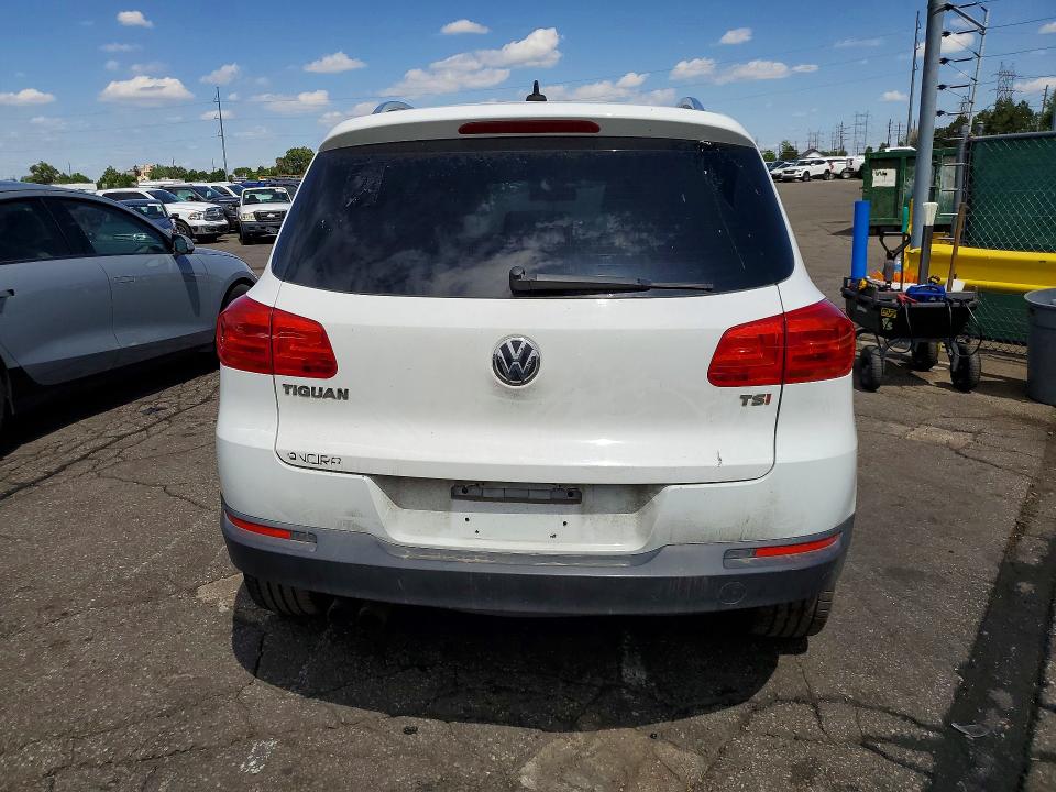 2017 Volkswagen Tiguan VIN WVGRV7AX7HK016737 COPART salvage auction — FRONT END, Oh - Dis/Dlr/Exp Only Clean Title, sold $1,150 on 2026-07-09 (photo 6)