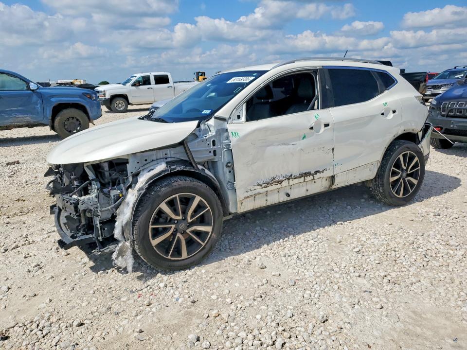 2017 Nissan Rogue VIN JN1BJ1CP5HW029493 COPART salvage auction — FRONT END, Id - Salvage Certificate Of Title, sold $1,450 on 2026-07-09 (photo 1)