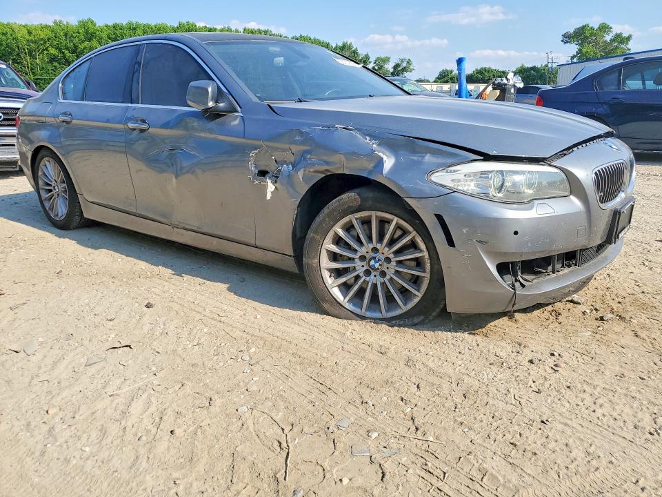2012 BMW 5er VIN WBAFU7C57CDU61155 COPART salvage auction — SIDE, VA - CERT OF TITLE - SALVAGE, sold $1,200 on 2026-07-14 (photo 4)