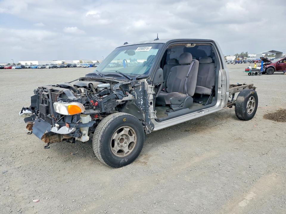 2004 Gmc SIERRA VIN 2GTEC19T141203652 — COPART salvage auction photo