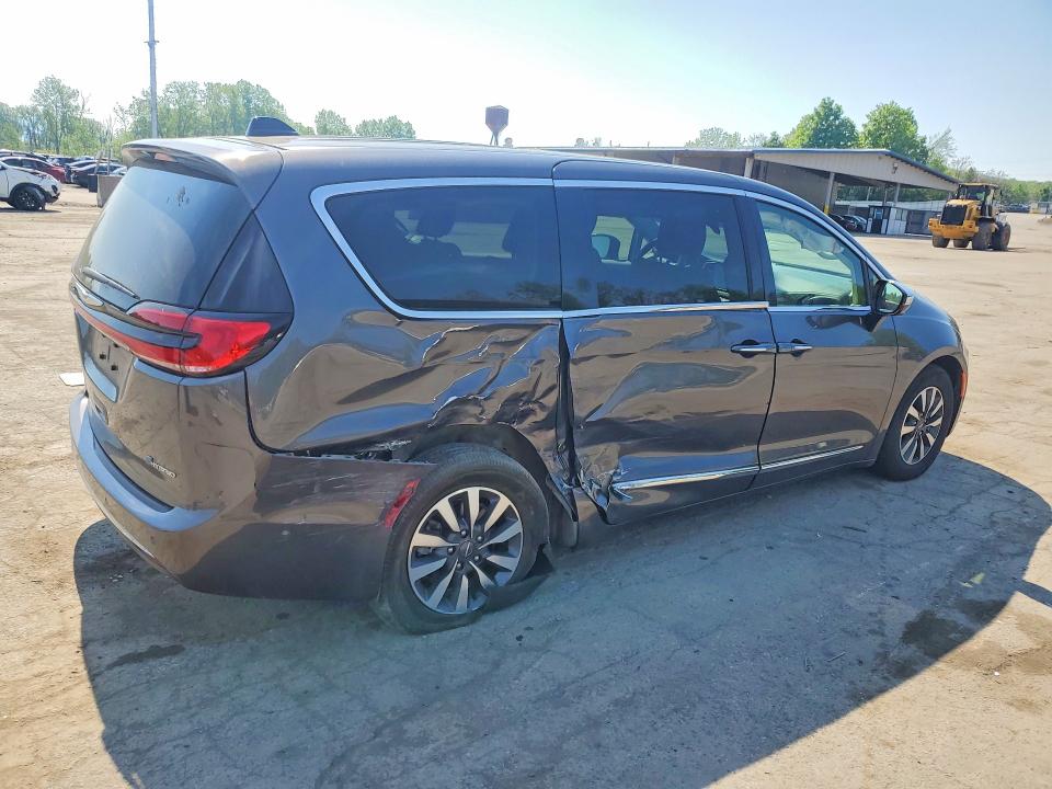 2023 Chrysler Pacifica VIN 2C4RC1S74PR569609 COPART salvage auction — SIDE, NY - MV-907A SALVAGE CERTIFICATE, sold $7,100 on 2026-10-06 (photo 3)