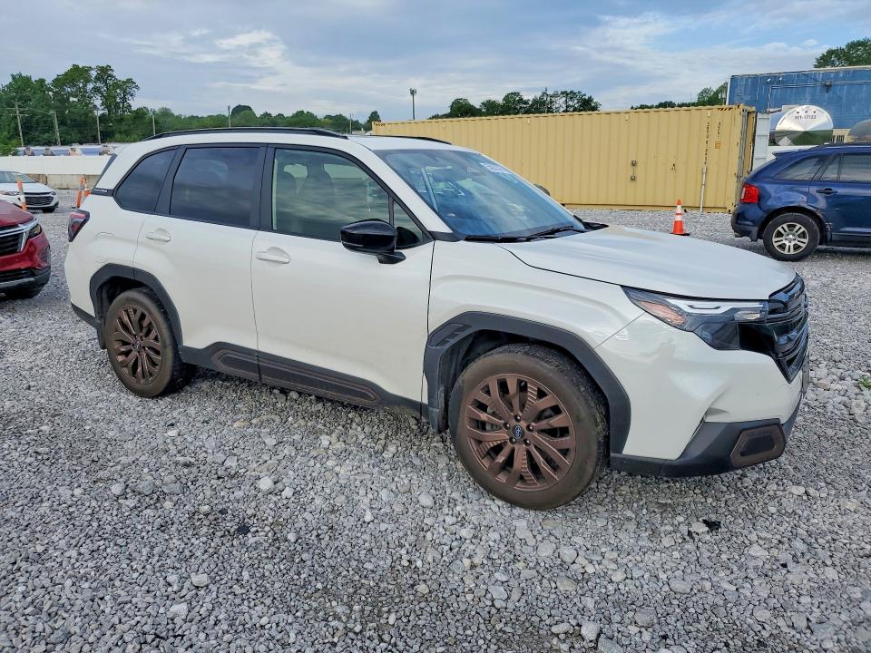 2025 Subaru Forester VIN JF2SLDFC2SH426982 COPART salvage auction — SIDE, Oh - Cert Of Title-Salvage, sold $9,100 on 2026-07-10 (photo 4)