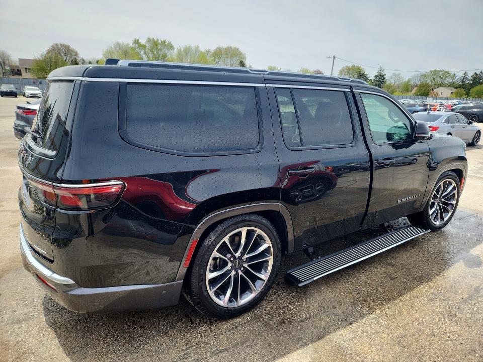2022 Jeep Wagoneer VIN 1C4SJVDT7NS168298 COPART salvage auction — WATER/FLOOD, WI - CERT OF TITLE-SALVAGE & FLOOD, sold $15,700 on 2026-07-27 (photo 3)