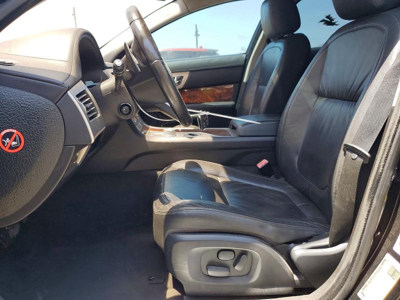 2011 Jaguar Xf VIN SAJWA0FBXBLS13119 COPART salvage auction — MINOR DENT/SCRATCHES, Ca - Dis/Dlr/Exp Only Clean Title (P), sold $1,950 on 2026-07-02 (photo 7)