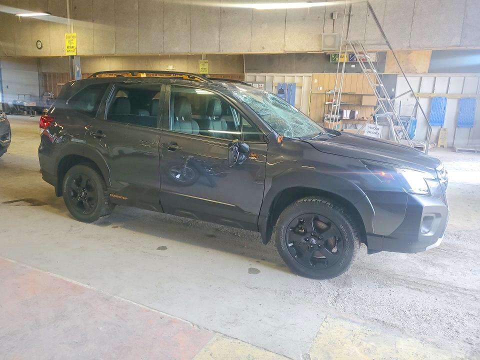 2023 Subaru Forester VIN JF2SKALC0PH486630 COPART salvage auction — ROOF, IN - CERT OF TITLE-SALVAGE TITLE, sold $10,000 on 2026-07-24 (photo 4)