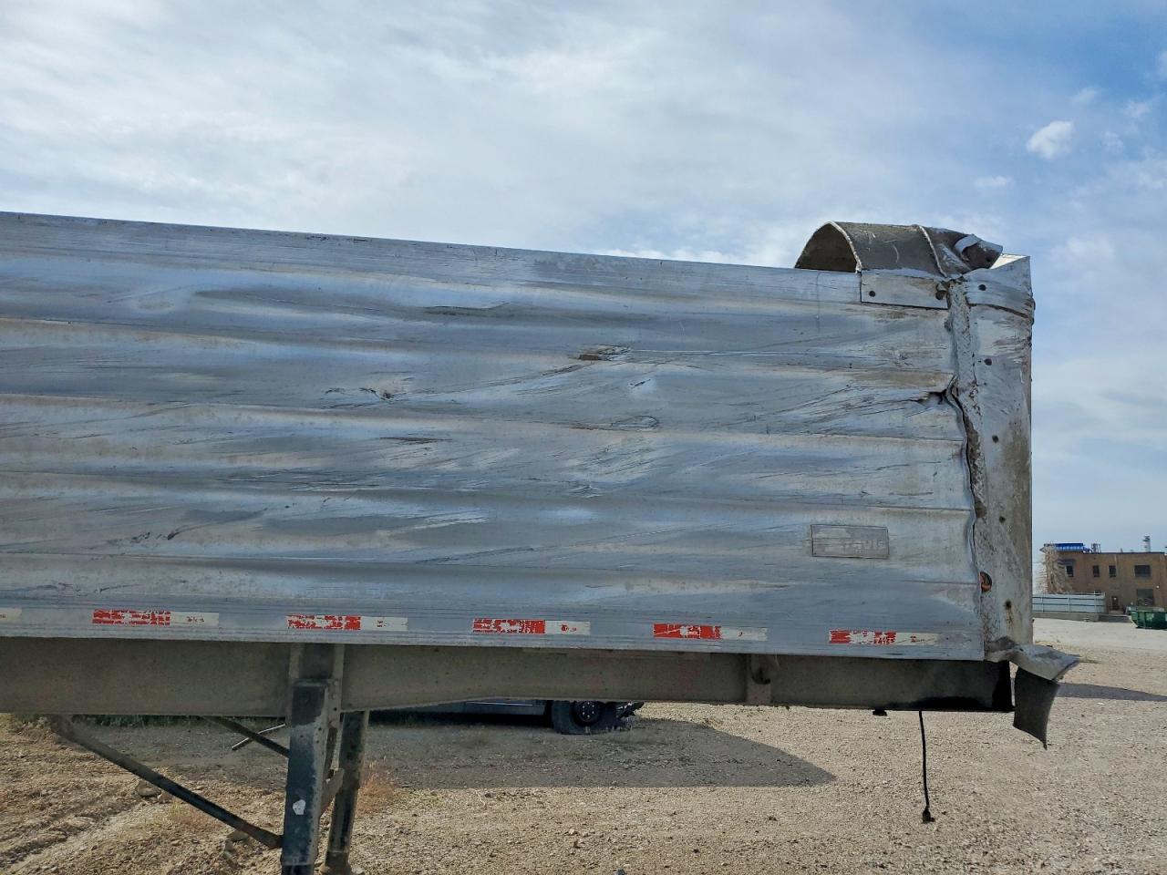 2011 Travis Unknown VIN 48X2F3924B1007043 COPART salvage auction — Rollover, UT - SALVAGE CERTIFICATE, sold $1,200 on 2026-08-27 (photo 9)