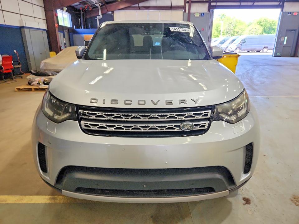 2017 Land rover Discovery VIN SALRRBBKXHA031097 COPART salvage auction — MINOR DENT/SCRATCHES, Wv - Certificate Of Title (P), sold $8,700 on 2026-07-02 (photo 5)