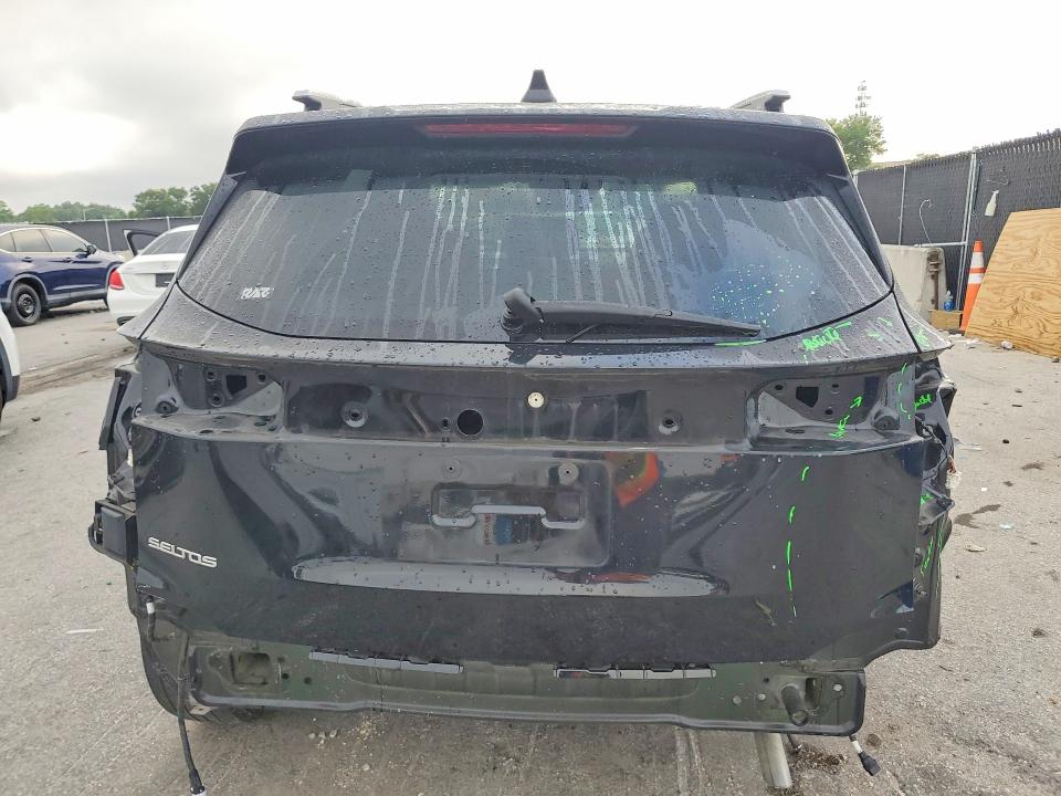 2024 Kia Seltos VIN KNDER2AA1R7471576 COPART salvage auction — REAR END, FL - CERTIFICATE OF DESTRUCTION, sold $7,200 on 2026-07-02 (photo 6)