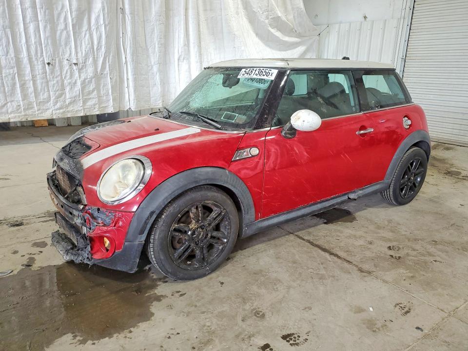 2009 Mini Cooper VIN WMWMF73569TW84657 COPART salvage auction — Burn Engine, NY - MV-907A SALVAGE CERTIFICATE, sold $450 on 2026-07-27 (photo 1)