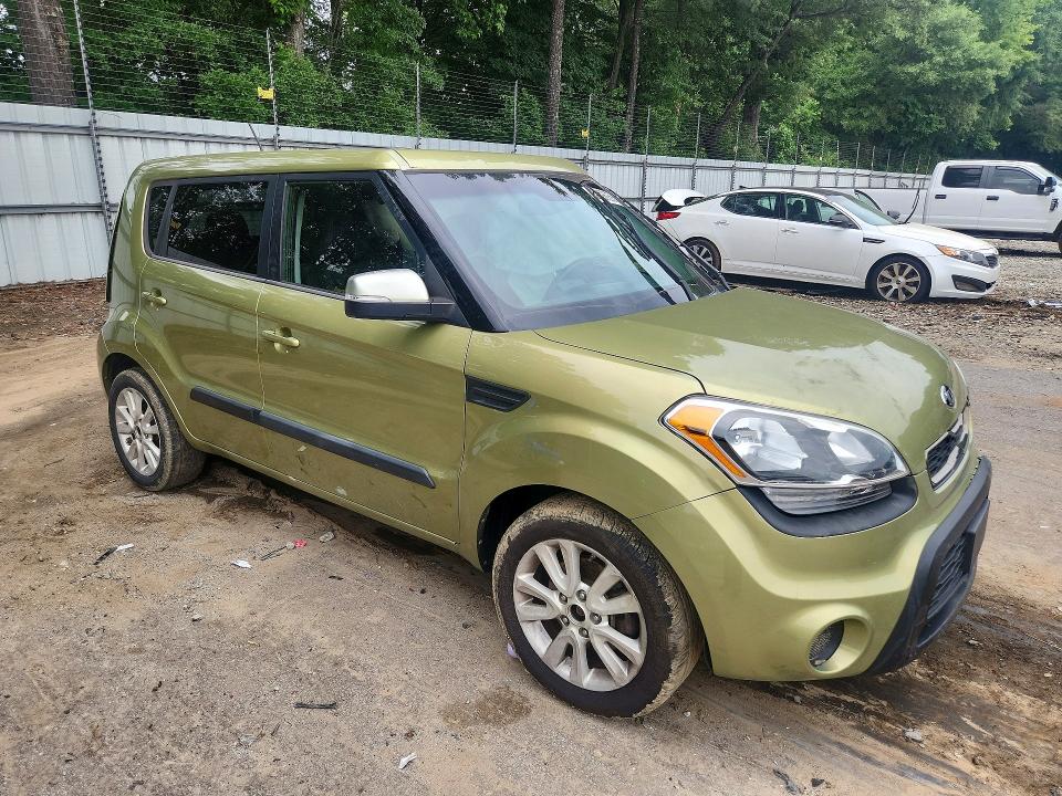 2013 Kia Soul VIN KNDJT2A67D7574974 COPART salvage auction — SIDE, Ga - Cert Of Title-Salvage, sold $400 on 2026-07-31 (photo 4)