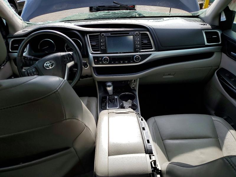 2015 Toyota Highlander VIN 5TDJKRFH7FS096781 COPART salvage auction — ROLLOVER, Co - Public - Salvage Title, sold $1,000 on 2026-07-30 (photo 8)