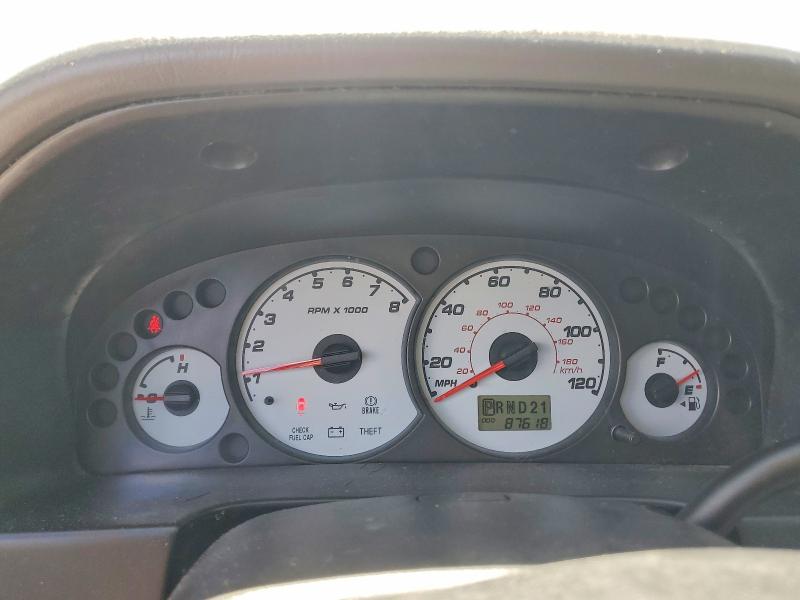 2003 Ford Escape VIN 1FMYU03143KE22028 COPART salvage auction — MINOR DENT/SCRATCHES, MA - CERT OF TITLE-RECONSTRCTD COLL, sold $425 on 2026-07-02 (photo 9)