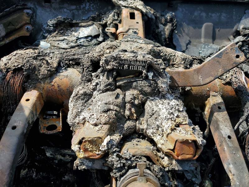 2007 Toyota Sienna VIN 5TDZK23C27S054894 COPART salvage auction — BURN, CA - SALVAGE CERTIFICATE, sold $250 on 2026-07-20 (photo 9)