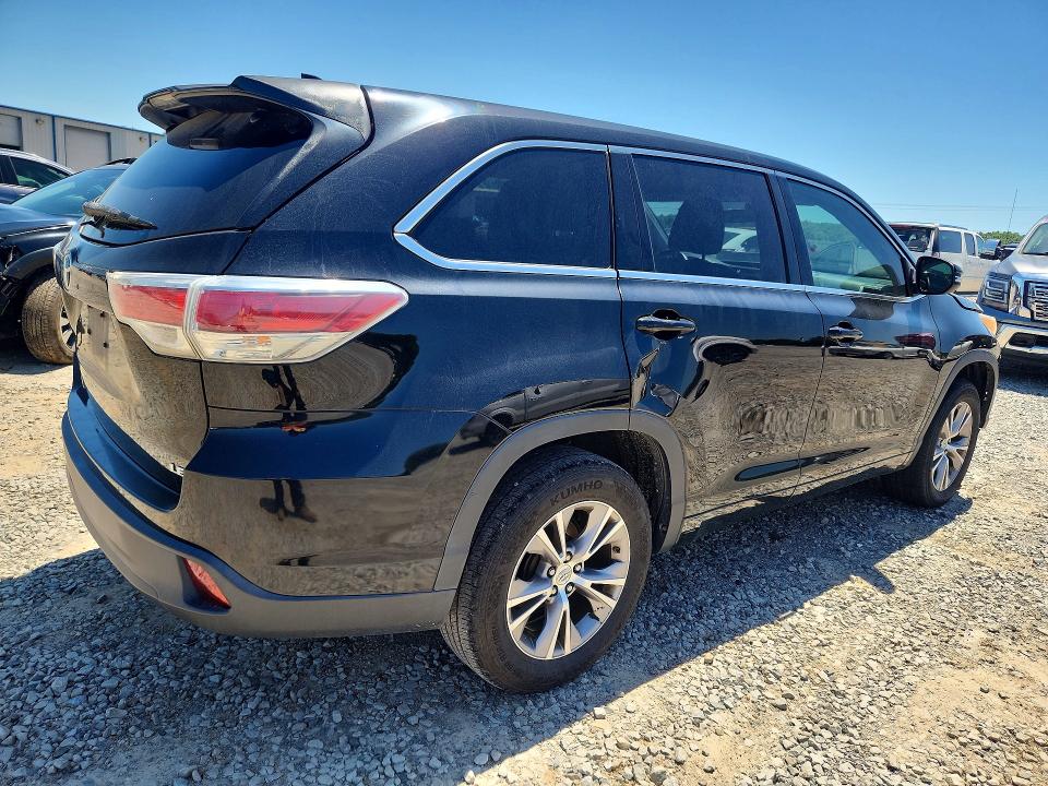 2014 Toyota Highlander VIN 5TDZKRFH4ES015219 COPART salvage auction — FRONT END, Id - Salvage Certificate Of Title, sold $3,750 on 2026-07-22 (photo 3)