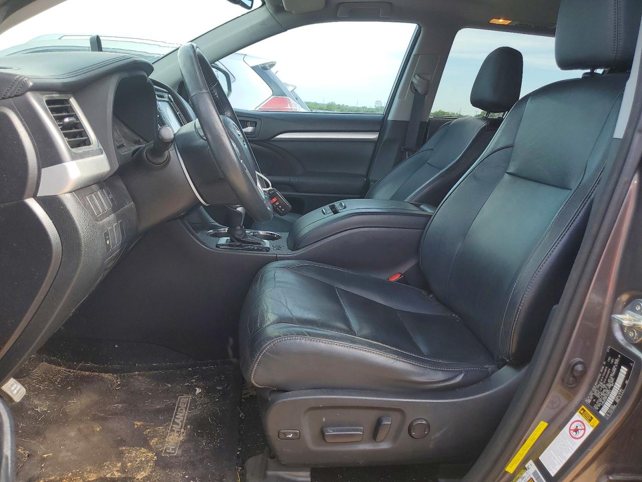 2015 Toyota Highlander VIN 5TDKKRFH6FS099613 COPART salvage auction — Hail, TX - CERTIFICATE OF TITLE, sold $8,600 on 2026-07-09 (photo 7)