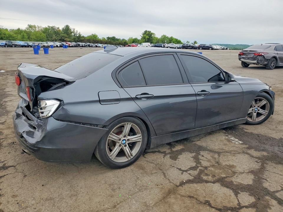 2013 BMW 3er VIN WBA3A5C54DJ460838 COPART salvage auction — REAR END, Pa - Cert Of Salv-R=Reconstructed, sold $400 on 2026-08-04 (photo 3)