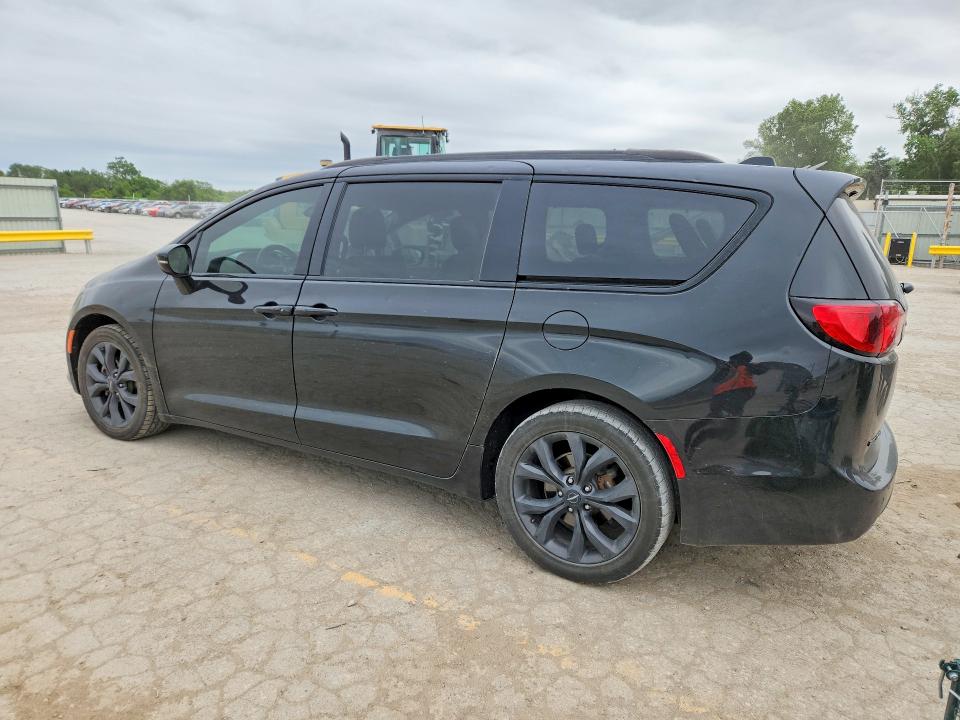 2018 Chrysler Pacifica VIN 2C4RC1GG4JR194420 COPART salvage auction — HAIL, Ks - Cert Of Title-Salvage, sold $3,150 on 2026-07-22 (photo 2)