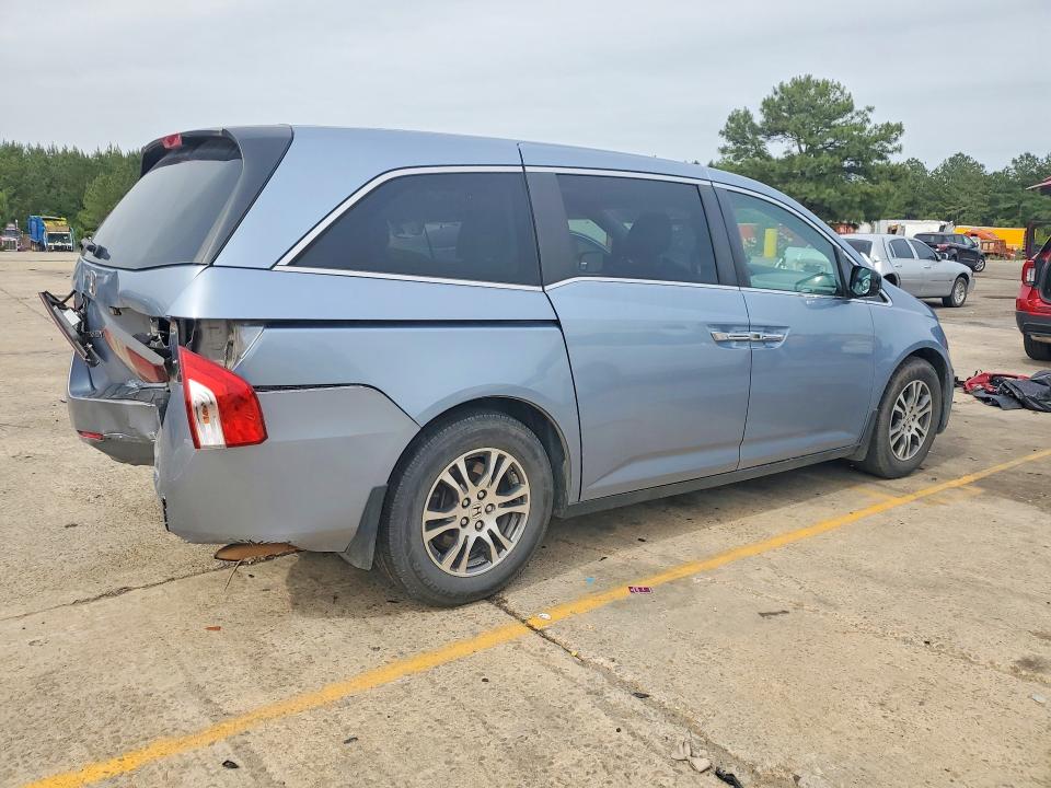 2013 Honda VIN 5FNRL5H64DB061752 COPART salvage auction — REAR END, Sc - Cert Of Title-Salvage, sold $800 on 2026-07-03 (photo 3)