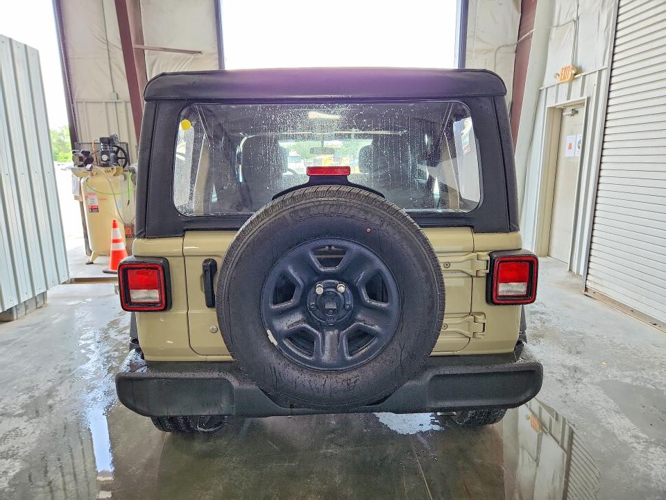 2022 Jeep Wrangler unlimited VIN 1C4HJXDG8NW227103 COPART salvage auction — NORMAL WEAR, MO - CERTIFICATE OF TITLE, sold $22,000 on 2026-07-16 (photo 6)