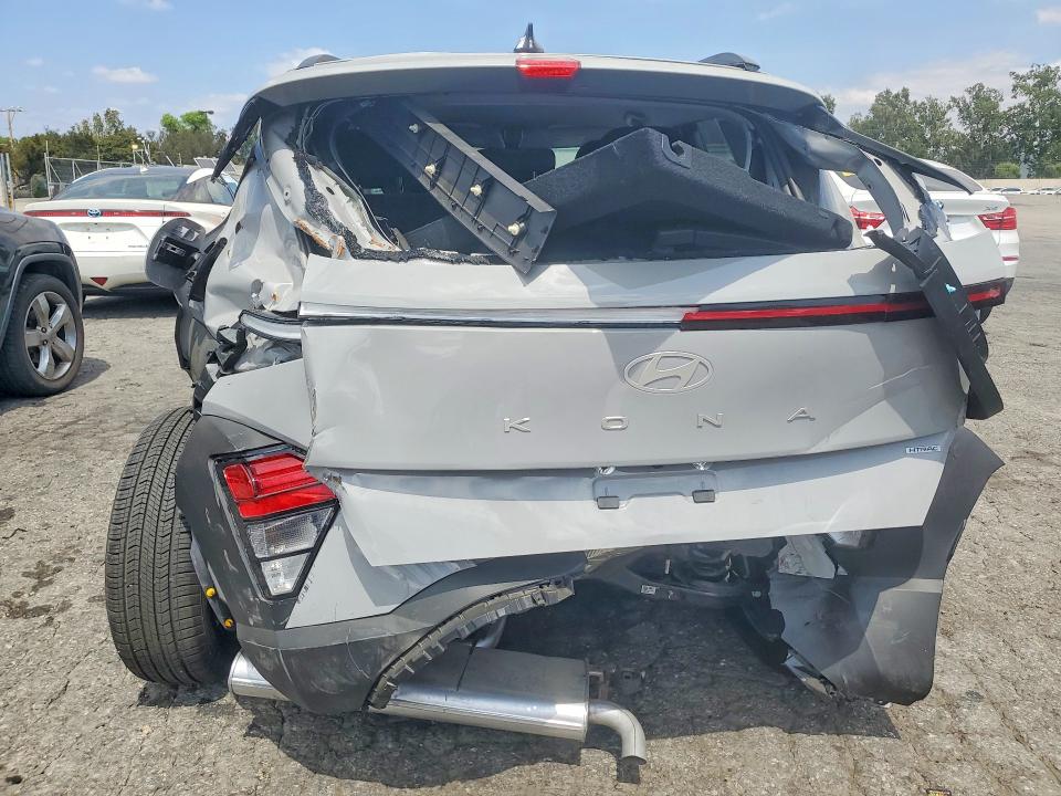 2025 Hyundai Kona VIN KM8HBCAB6SU305976 COPART salvage auction — FRONT END, Ca - Dis/Dlr/Exp Only Clean Title (P), sold $4,250 on 2026-07-30 (photo 6)
