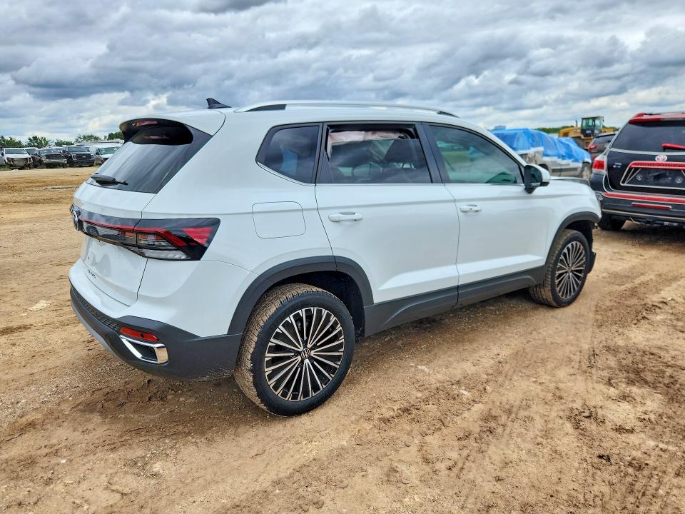 2025 Volkswagen Taos VIN 3VVSC7B23SM053106 COPART salvage auction — FRONT END, Tx - Certificate Of Title, sold $9,900 on 2026-07-16 (photo 3)