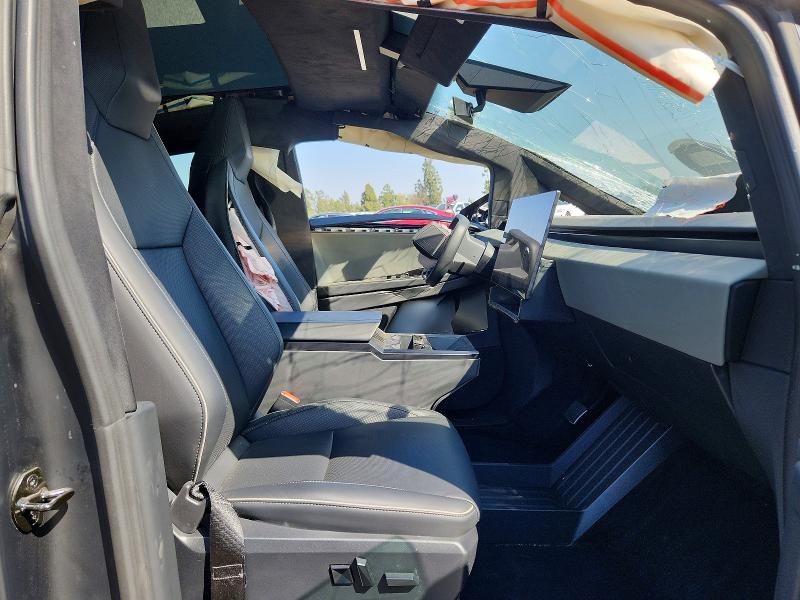 2025 Tesla Cybertruck VIN 7G2CEHED9SA067915 COPART salvage auction — ALL OVER, Ca - Salvage Certificate, sold $14,500 on 2026-07-28 (photo 7)
