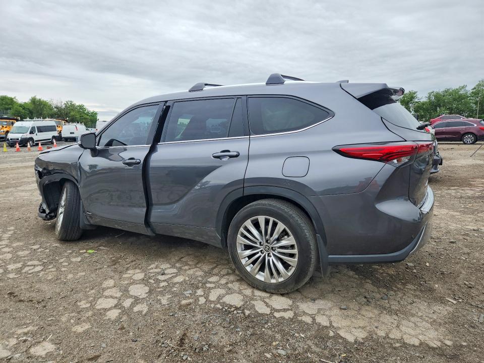 2023 Toyota Highlander VIN 5TDEBRCH6PS596986 COPART salvage auction — FRONT END, Md - Cert Of Salvage > 75% Damage, sold $24,100 on 2026-07-07 (photo 2)
