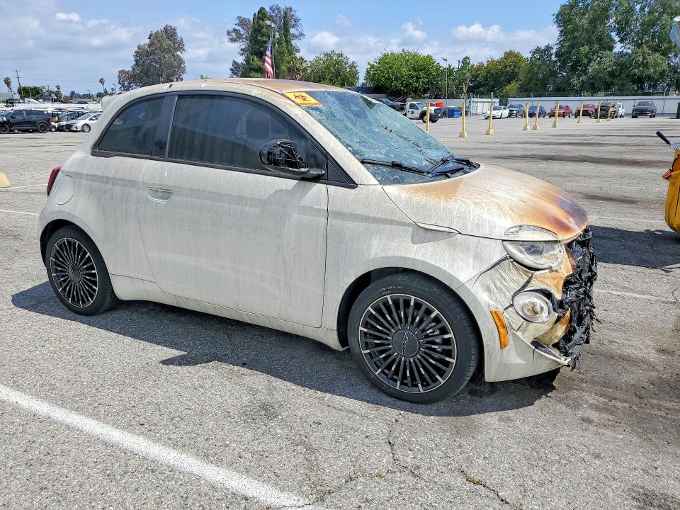 2024 Fiat 500e VIN ZFAFFAA45RX209956 COPART salvage auction — BURN, Ca - Salvage Certificate, sold $2,950 on 2026-07-17 (photo 4)