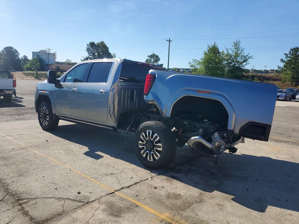 2026 GMC Sierra VIN 1GT4UXEY2TF202207 COPART salvage auction — Rear End, SC - CERT OF TITLE-SALVAGE, sold $45,000 on 2026-06-26 (photo 2)