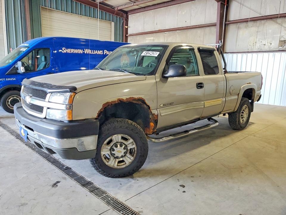 2004 Chevrolet Silverado 2500 VIN 1GCHK29U04E253763 COPART salvage auction — MECHANICAL, In - Certificate Of Title, sold $125 on 2026-07-07 (photo 1)