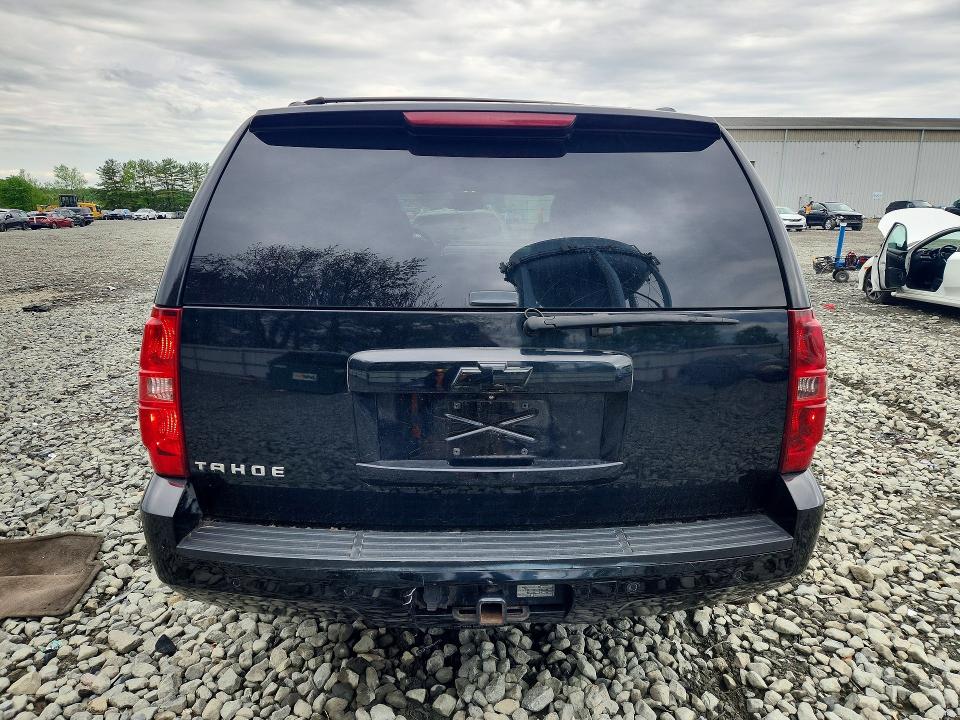 2011 Chevrolet Tahoe VIN 1GNSKBE0XBR257499 COPART salvage auction — NORMAL WEAR, PA - CERT OF TITLE, sold $1,850 on 2026-07-22 (photo 6)