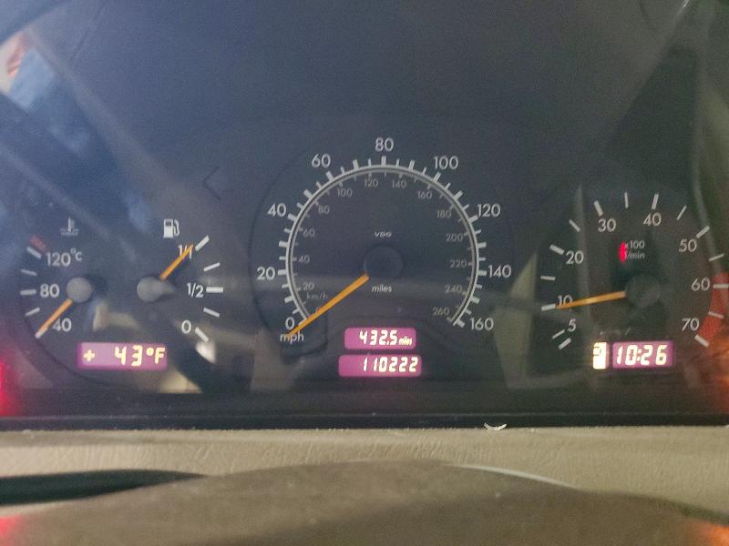 2000 Mercedes-benz C-klasse VIN WDBHA24G0YA834468 COPART salvage auction — MINOR DENT/SCRATCHES, Co - Dis/Dlr/Exp Only Clean Title, sold $1,150 on 2026-07-02 (photo 9)