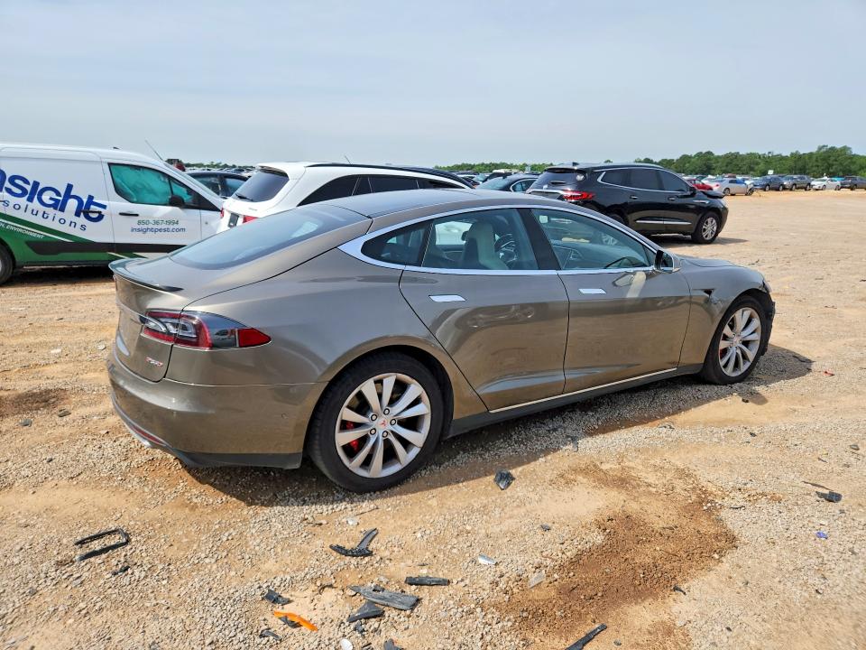 2015 Tesla Model s VIN 5YJSA1H47FF089823 COPART salvage auction — FRONT END, Al - Cert Of Title-Salvage Title, sold $250 on 2026-07-28 (photo 3)