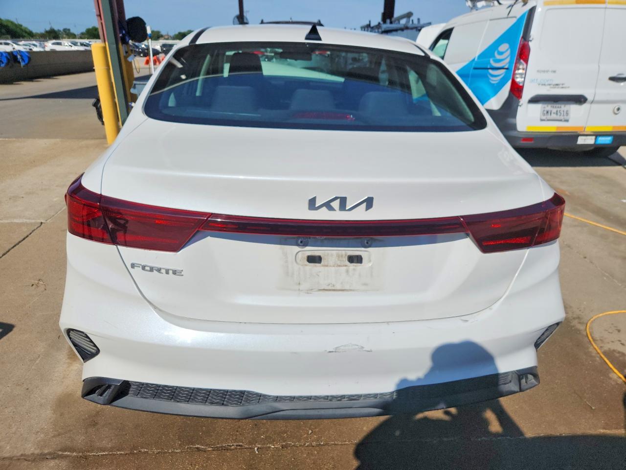 2023 Kia Forte VIN 3KPF24AD0PE583281 COPART salvage auction — Front End, TX - SALVAGE VEHICLE TITLE, sold $1,650 on 2026-07-09 (photo 6)