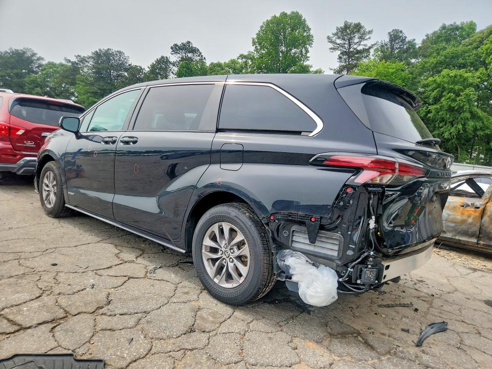 2021 Toyota Sienna VIN 5TDKRKEC9MS004676 COPART salvage auction — REAR END, Ga - Cert Of Title-Salvage, sold $775 on 2026-07-24 (photo 2)