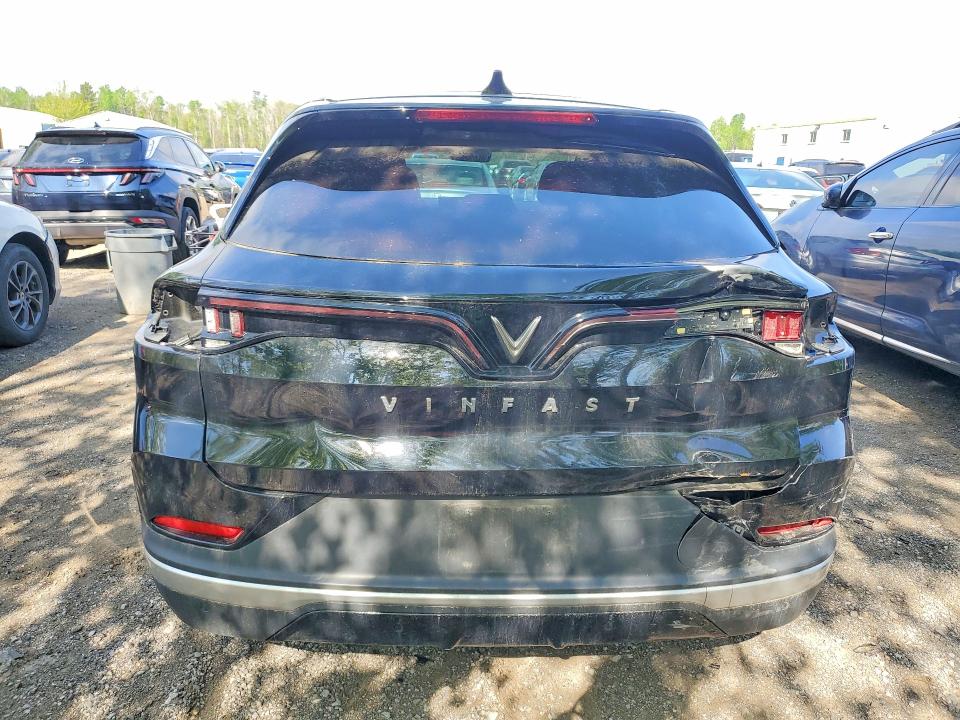 2023 Vinfast trading and production Vf 8 VIN RLLV1AFA0PH003362 COPART salvage auction — REAR END, ON - PERMIT SALVAGE, sold $1,650 on 2026-07-14 (photo 6)