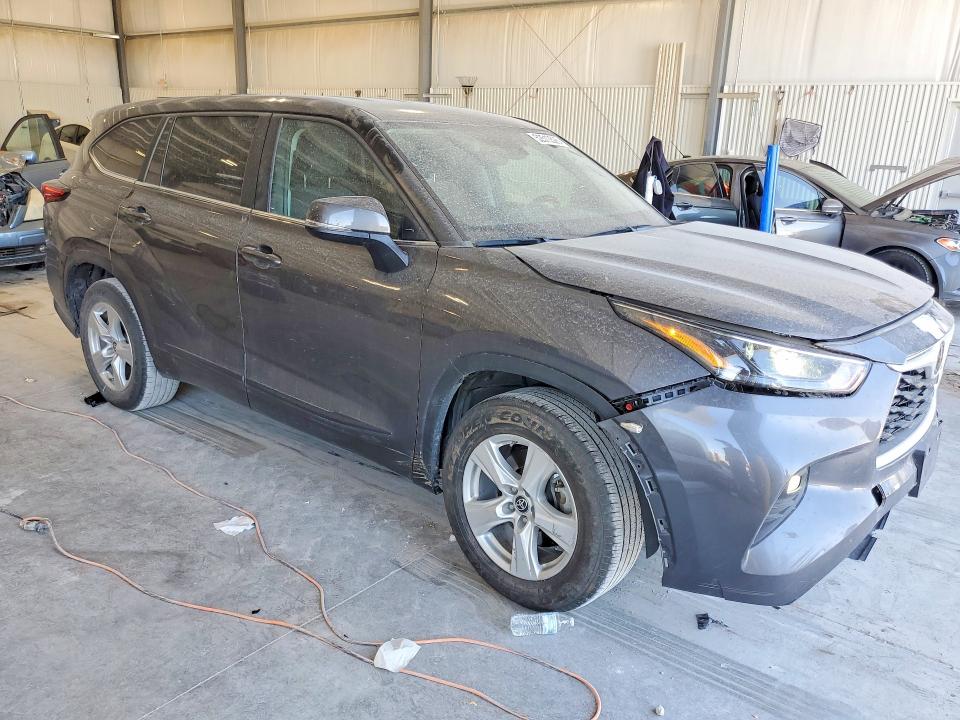 2023 Toyota Highlander VIN 5TDKDRAH8PS020834 COPART salvage auction — FRONT END, Ne - Cert Of Title-Salvage, sold $10,800 on 2026-07-08 (photo 4)