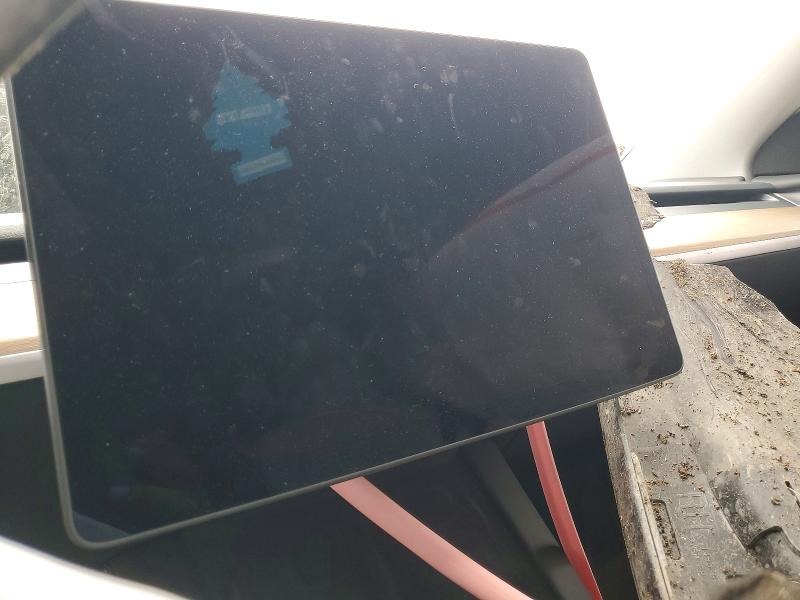 2024 Tesla Model y VIN 7SAYGDEDXRA331457 COPART salvage auction — FRONT END, Tx - Salvage Vehicle Title, sold $3,500 on 2026-07-02 (photo 9)
