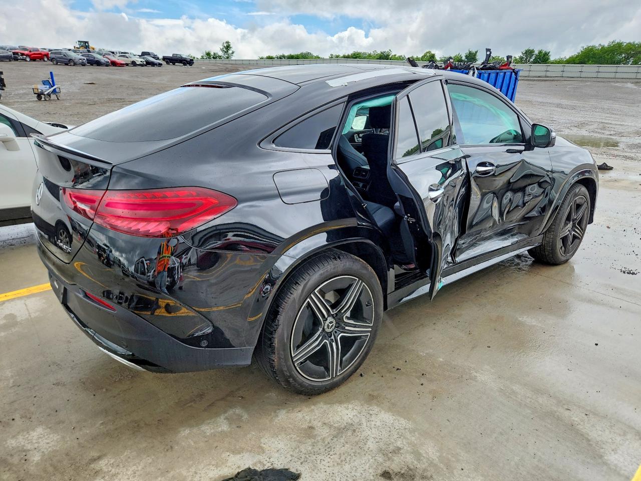 2025 Mercedes-Benz GLE-Class VIN 4JGFD5KB8SB420912 COPART salvage auction — Side, KY - CERT OF TITLE-SALVAGE, sold $56,000 on 2026-07-09 (photo 3)