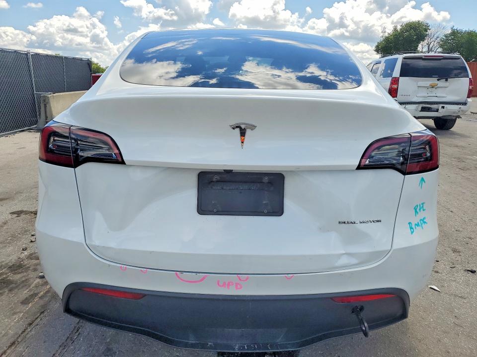 2024 Tesla VIN 7SAYGDEE4RA257574 COPART salvage auction — SIDE, Fl - Certificate Of Destruction, sold $15,300 on 2026-07-09 (photo 6)