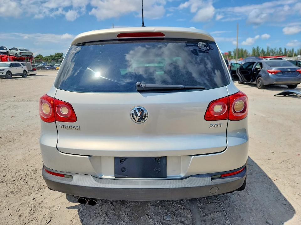 2010 Volkswagen Tiguan VIN WVGAV7AX0AW520963 COPART salvage auction — FRONT END, FL - CERTIFICATE OF TITLE, sold $350 on 2026-07-02 (photo 6)