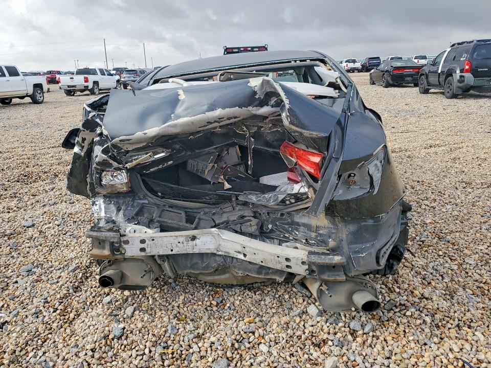 2006 Lexus Is 350 VIN JTHBE262662006251 COPART salvage auction — FRONT END, TX - SALVAGE VEHICLE TITLE, sold $375 on 2026-07-14 (photo 6)