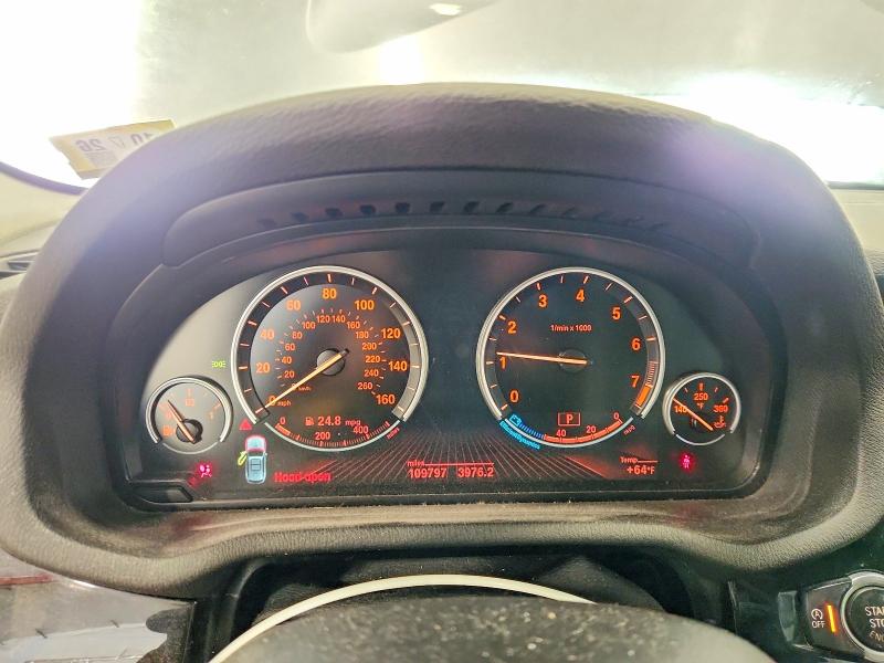 2016 BMW X3 VIN 5UXWX9C54G0D65214 COPART salvage auction — MINOR DENT/SCRATCHES, Vt - Certificate Of Title, sold $3,900 on 2026-07-13 (photo 9)
