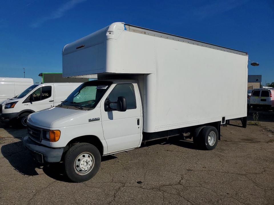 2007 Ford E-450 VIN 1FDXE45P27DA56002 COPART salvage auction — MINOR DENT/SCRATCHES, Mi - Cert Of Title-Rebuilt Salvage (P), sold $725 on 2026-07-07 (photo 1)