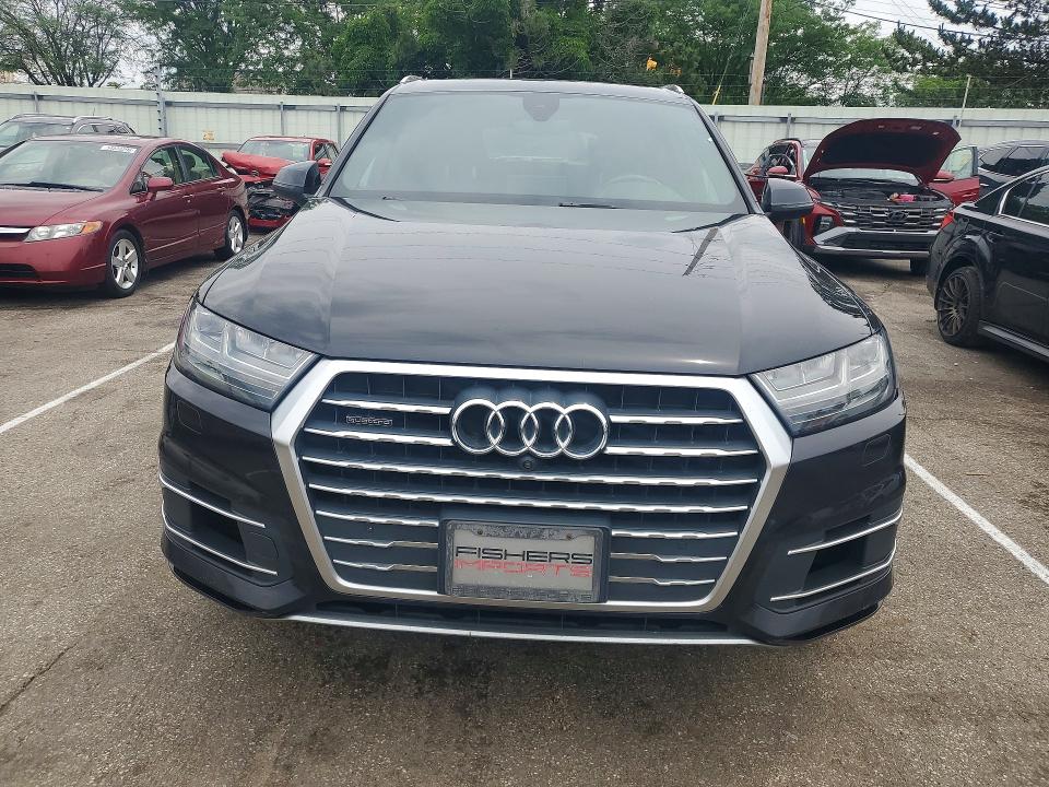 2017 Audi Q7 VIN WA1LAAF7XHD046731 COPART salvage auction — NORMAL WEAR, MT - CERTIFICATE OF TITLE, sold $3,750 on 2026-07-31 (photo 5)