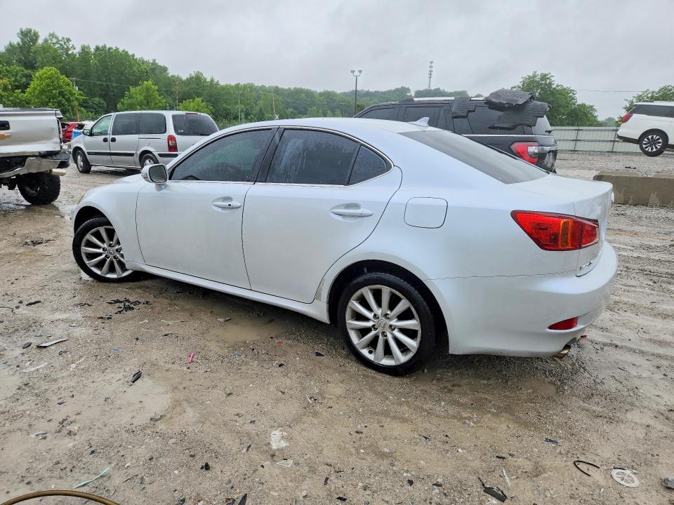 2009 Lexus Is 250 VIN JTHCK262292032055 COPART salvage auction — SIDE, KY - BILL OF SALE/PART ONLY/NO TITL, sold $400 on 2026-07-02 (photo 2)