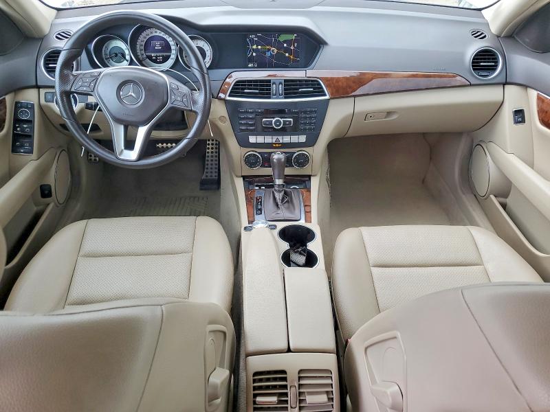 2013 Mercedes-benz VIN WDDGF4HBXDA752286 COPART salvage auction — FRONT END, Il - Salvage Certificate, sold $2,150 on 2026-07-28 (photo 8)