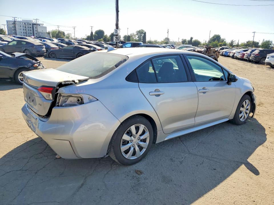 2022 Toyota VIN 5YFEPMAE0NP290806 COPART salvage auction — REAR END, Ca - Salvage Certificate, sold $3,900 on 2026-07-16 (photo 3)